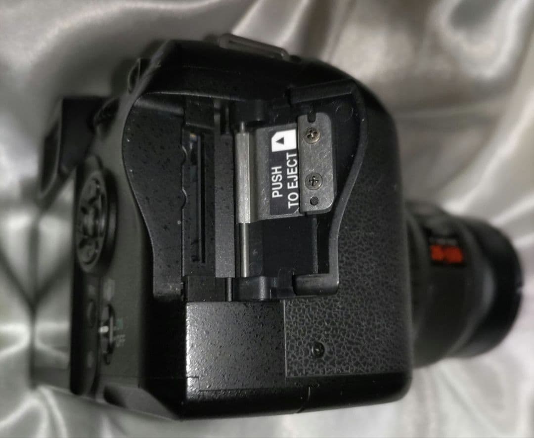 K100D ショット数3,705回 ペンタックス PENTAX CCD カメラ