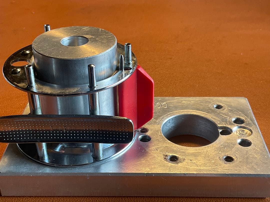 ABU アンバサダー 5600C メンテ済 フレーム修正済