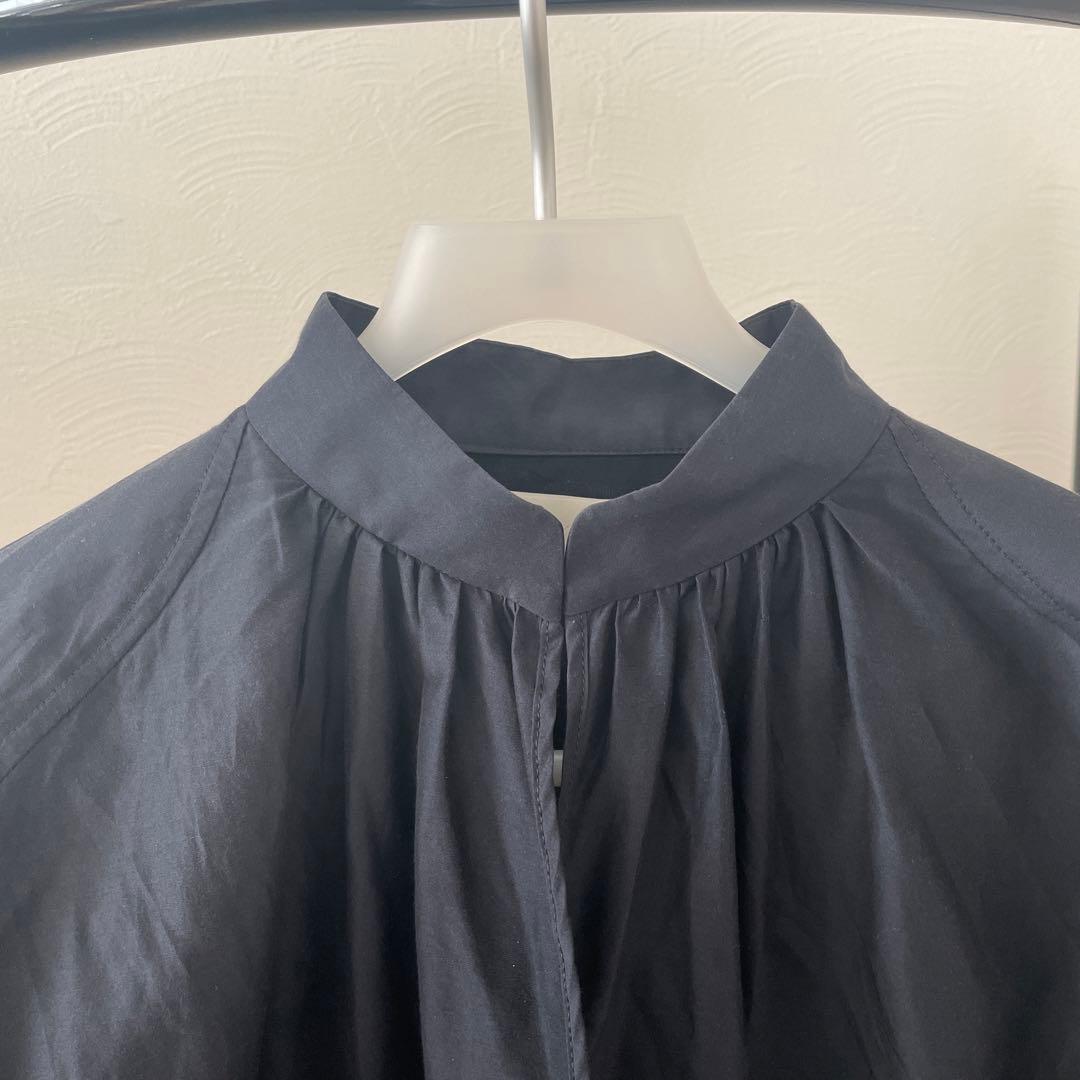 mame kurogouchi シルクコットンタックブラウス