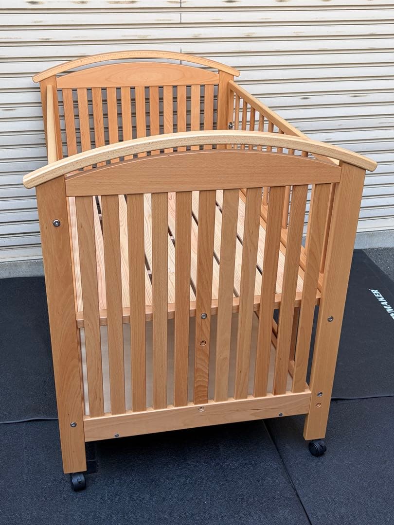 ミキハウス　ベビーベッド　大阪近郊無料配達