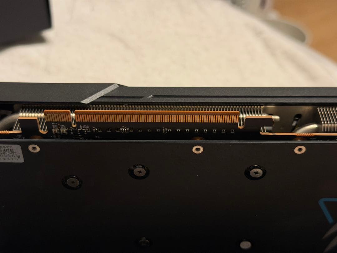 グラフィックボード・グラボ・ビデオカード HELLHOUND RX6700XT