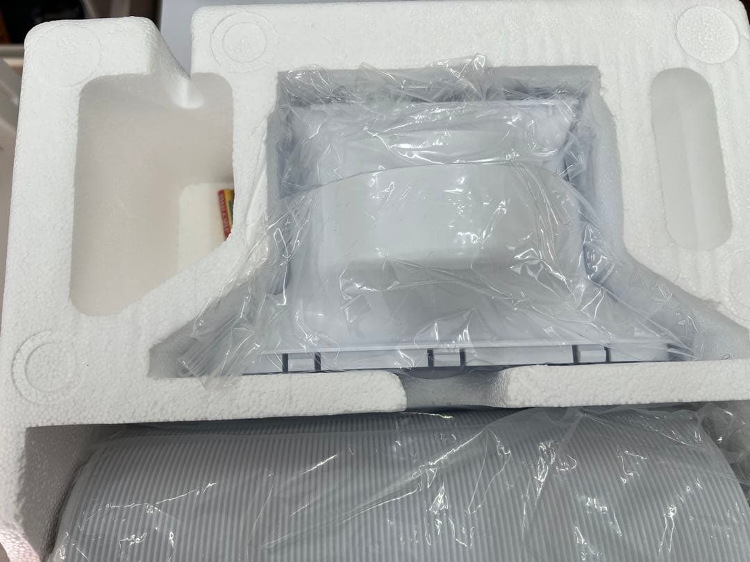 S*u様 未使用　アイリスオーヤマ ポータブルクーラー 2024年モデルIPP‐