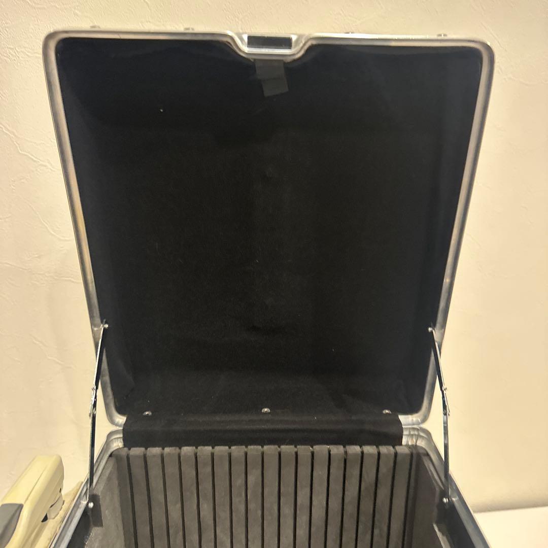 リモワ　RIMOWA IBM別注　アルミケース　(仕切りなし)