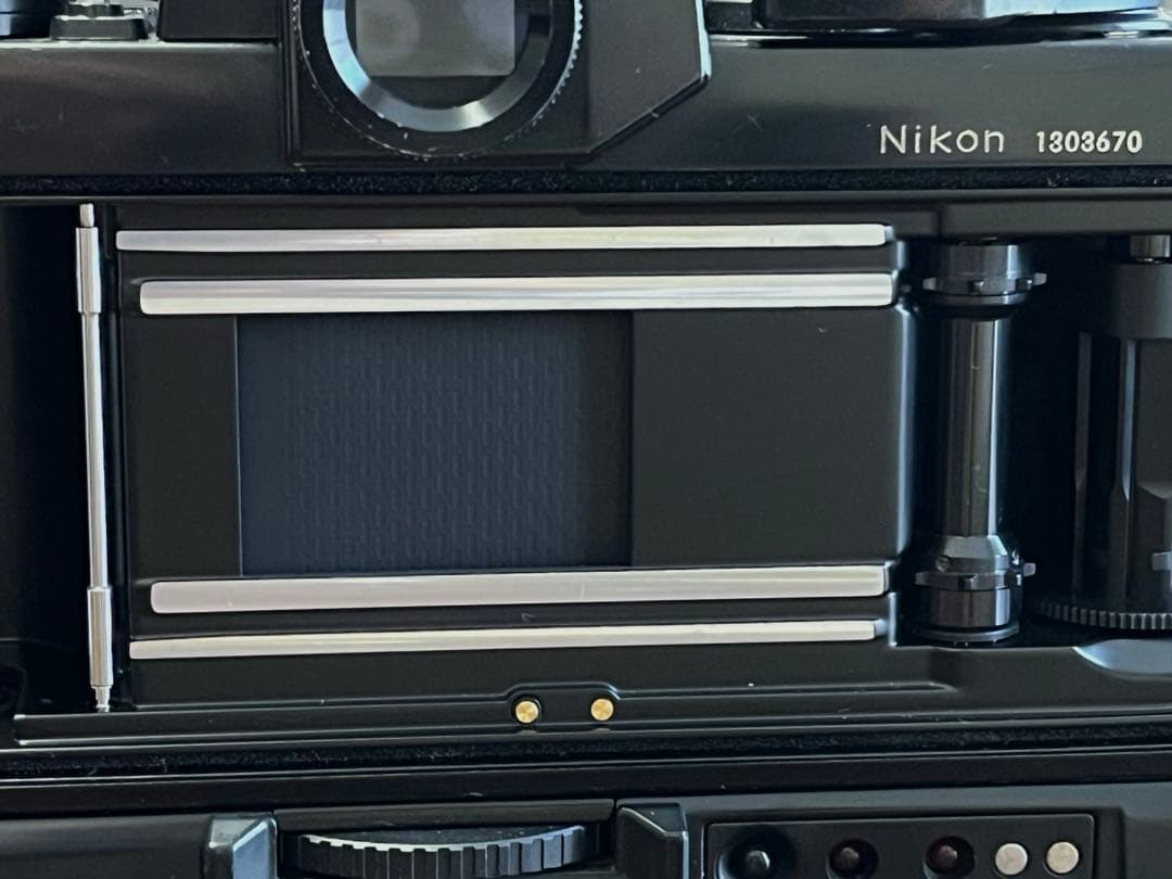 Nikon F3 / MD-4 / Zoom 75-150mm 付属品多数