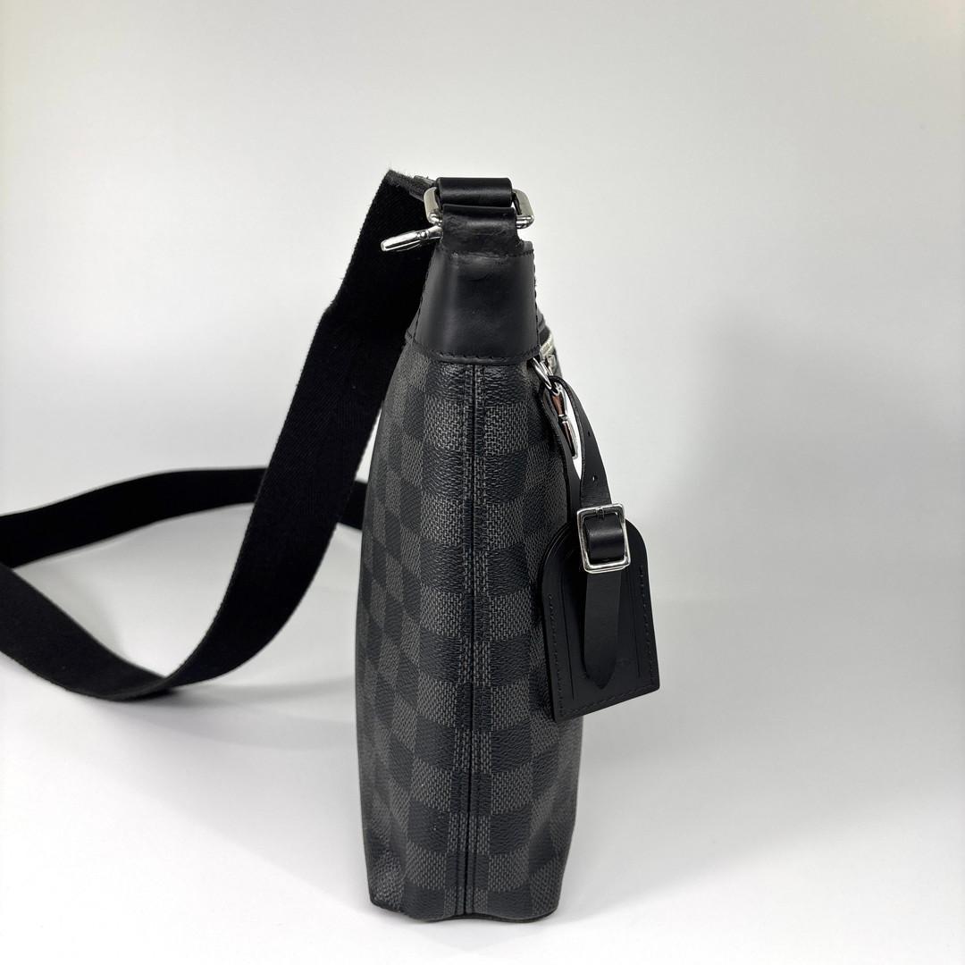 超極美品 ルイヴィトン ダミエグラフィット ショルダーバッグ ミックPM メンズ