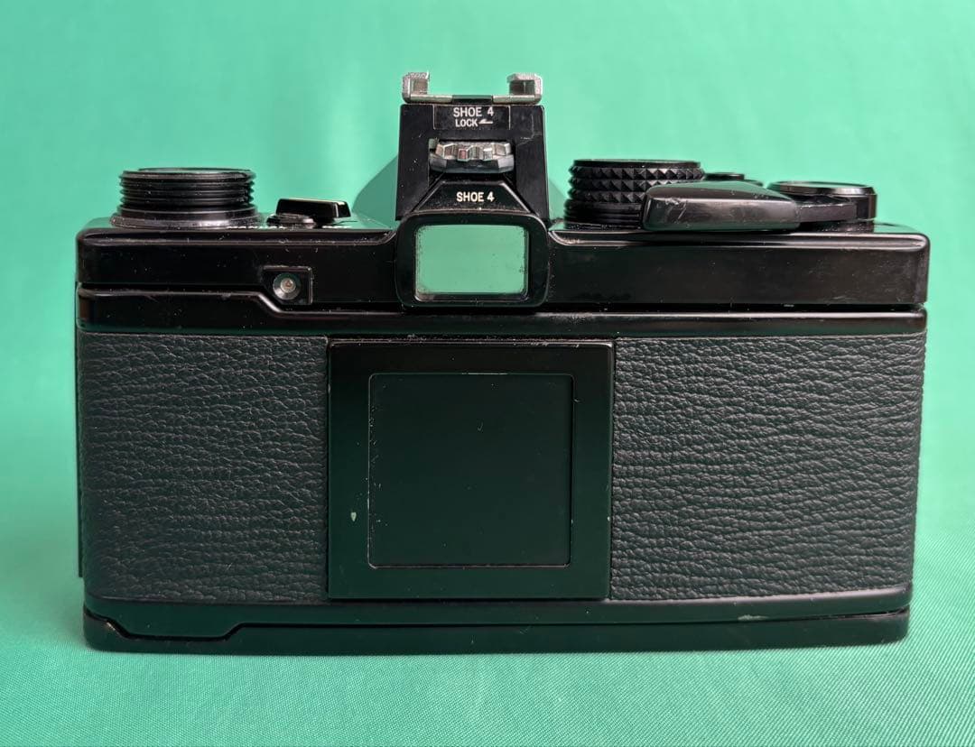 ★ OLYMPUS OM-2N BLACK + 標準レンズ 50mm