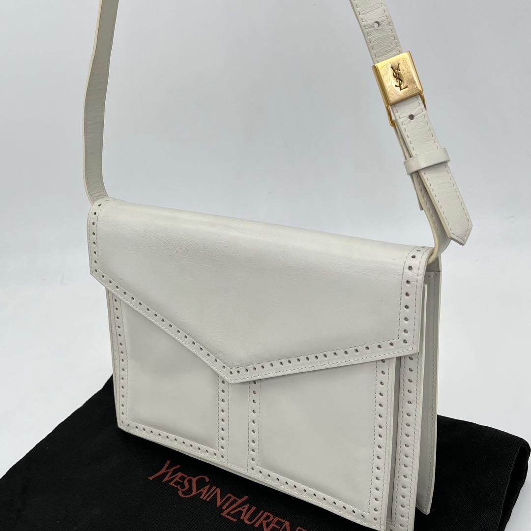 イヴサンローラン ショルダーバッグ ポシェット カサンドラ YSL金具 レザー