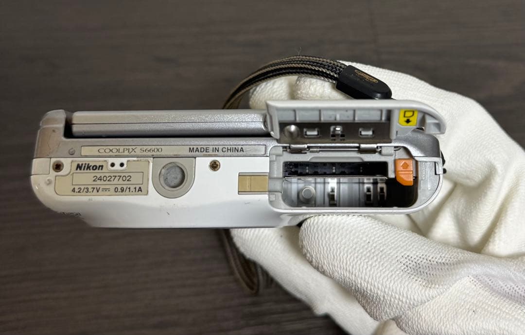 【ジャンク品】Nikon COOLPIX S6600