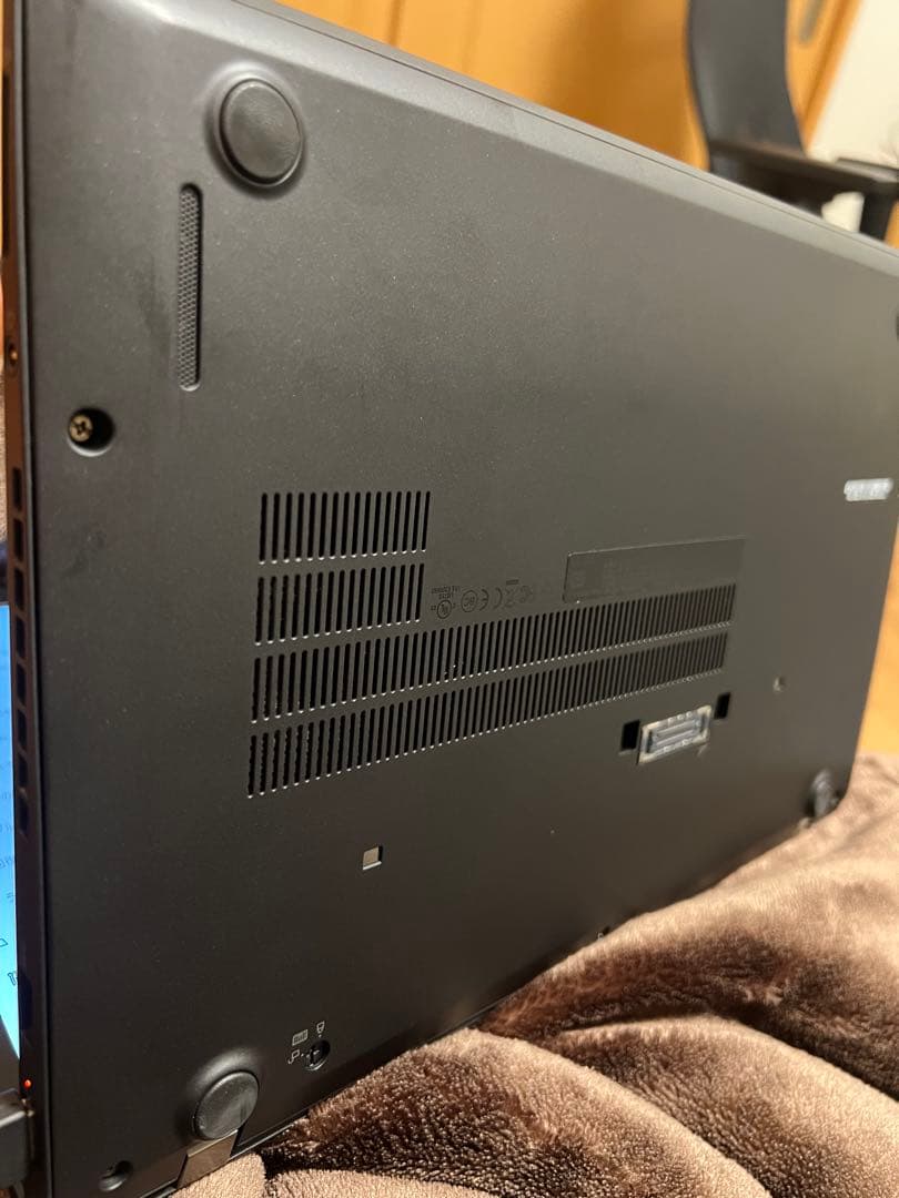 Lenovo ThinkPad T470s メモリ24GB SSD256GB