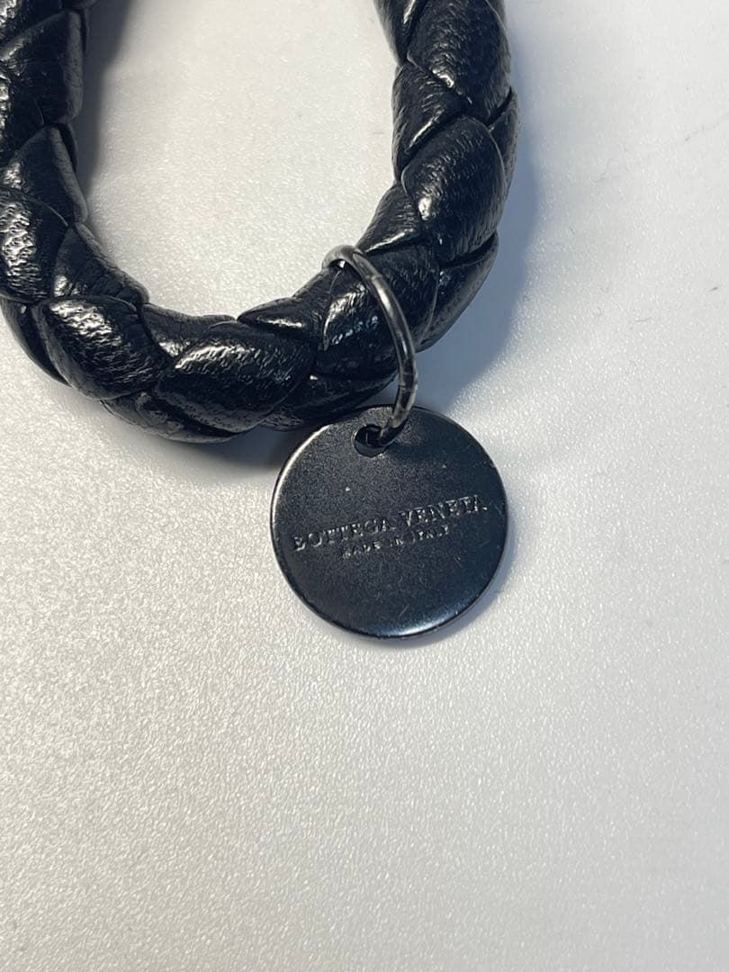 BOTTEGA VENETA (ボッテガヴェネタ) イントレチャートキーリング