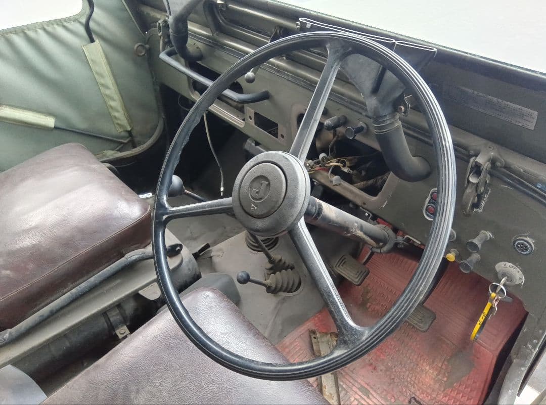 三菱ジープJ54ステアリング