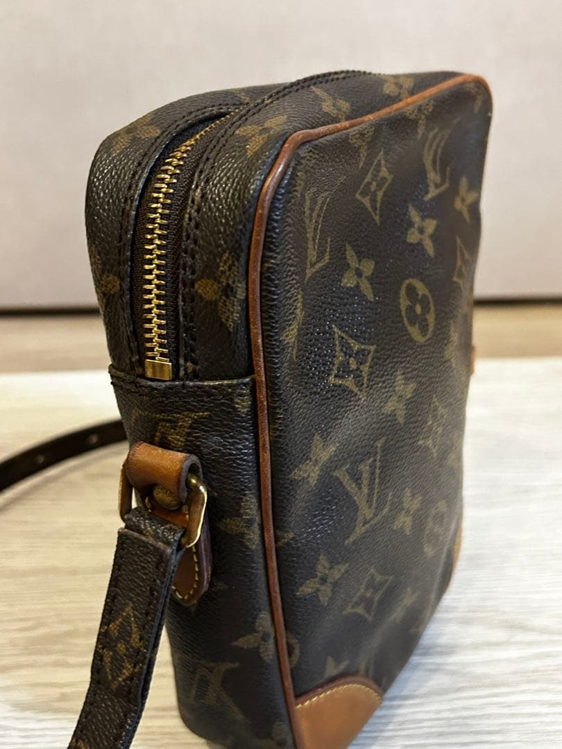 ルイヴィトン　ショルダーバッグ/613