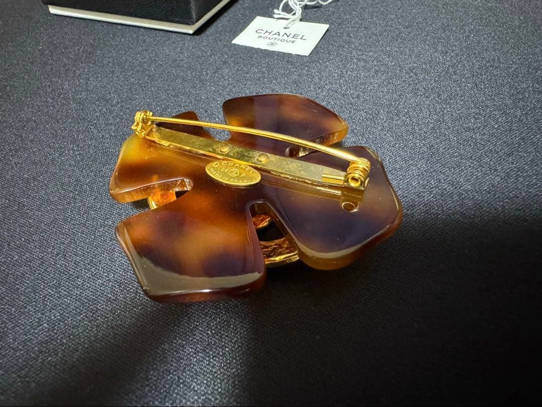 CHANEL シャネル　鼈甲柄　ココマーク　ブローチ