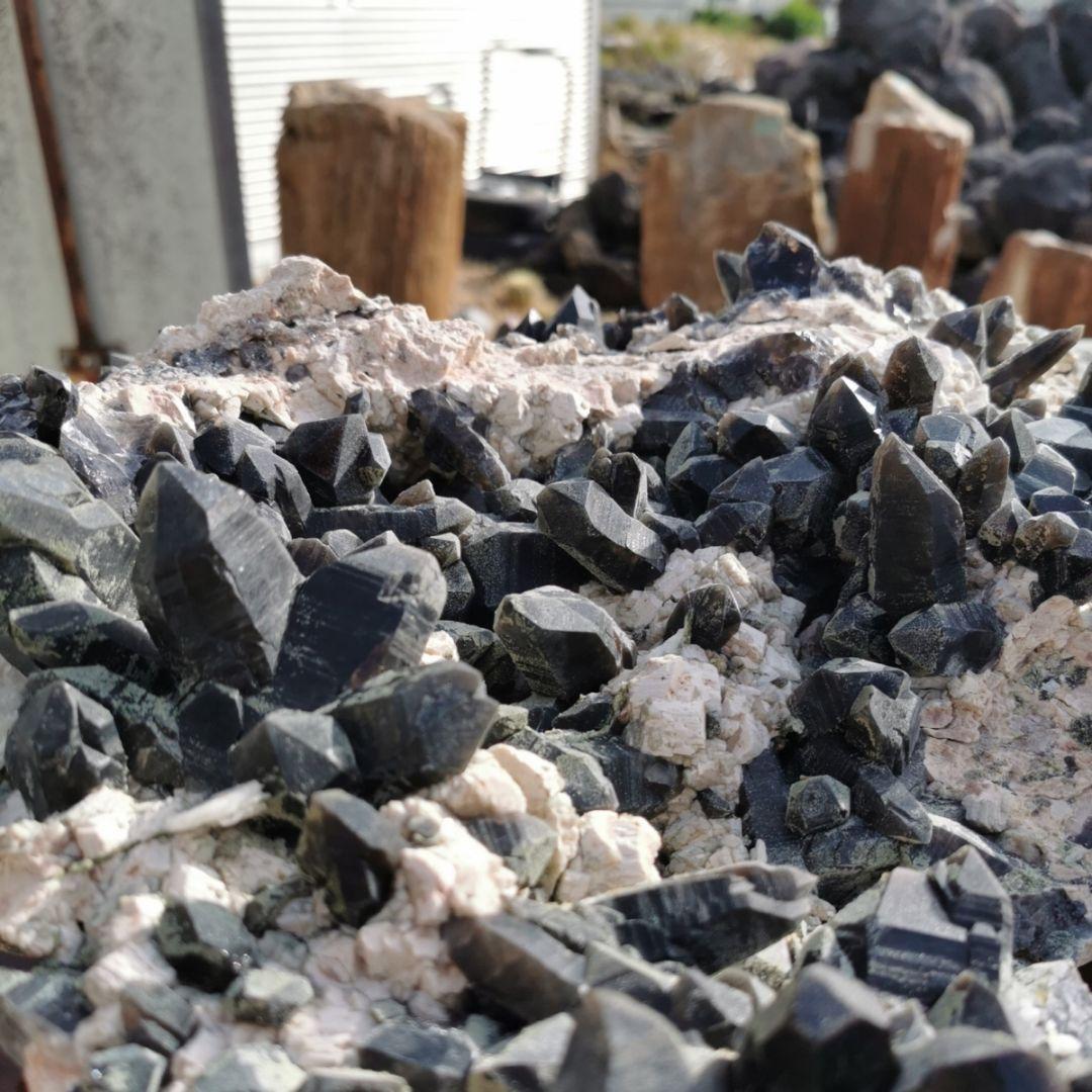 特大　モリオンクラスター　黒水晶　水晶　クリスタル　鑑賞石　石　置物