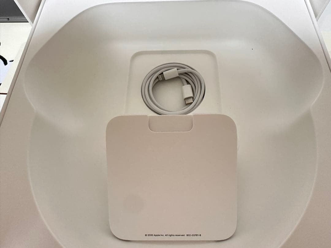 AirPods Pro Max（第1世代・シルバー）