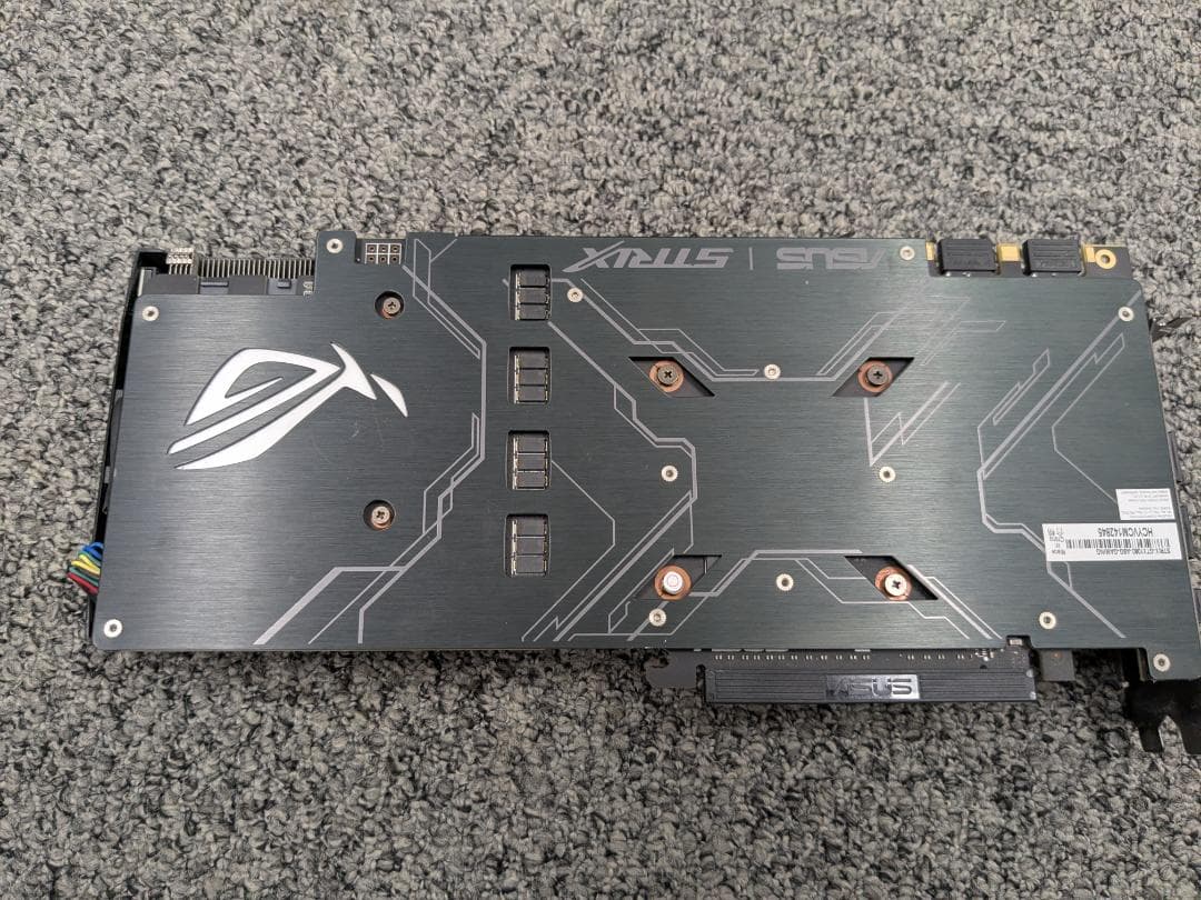 グラフィックボード・グラボ・ビデオカード ASUS ROG STRIX-GTX1080-8G-GAMING