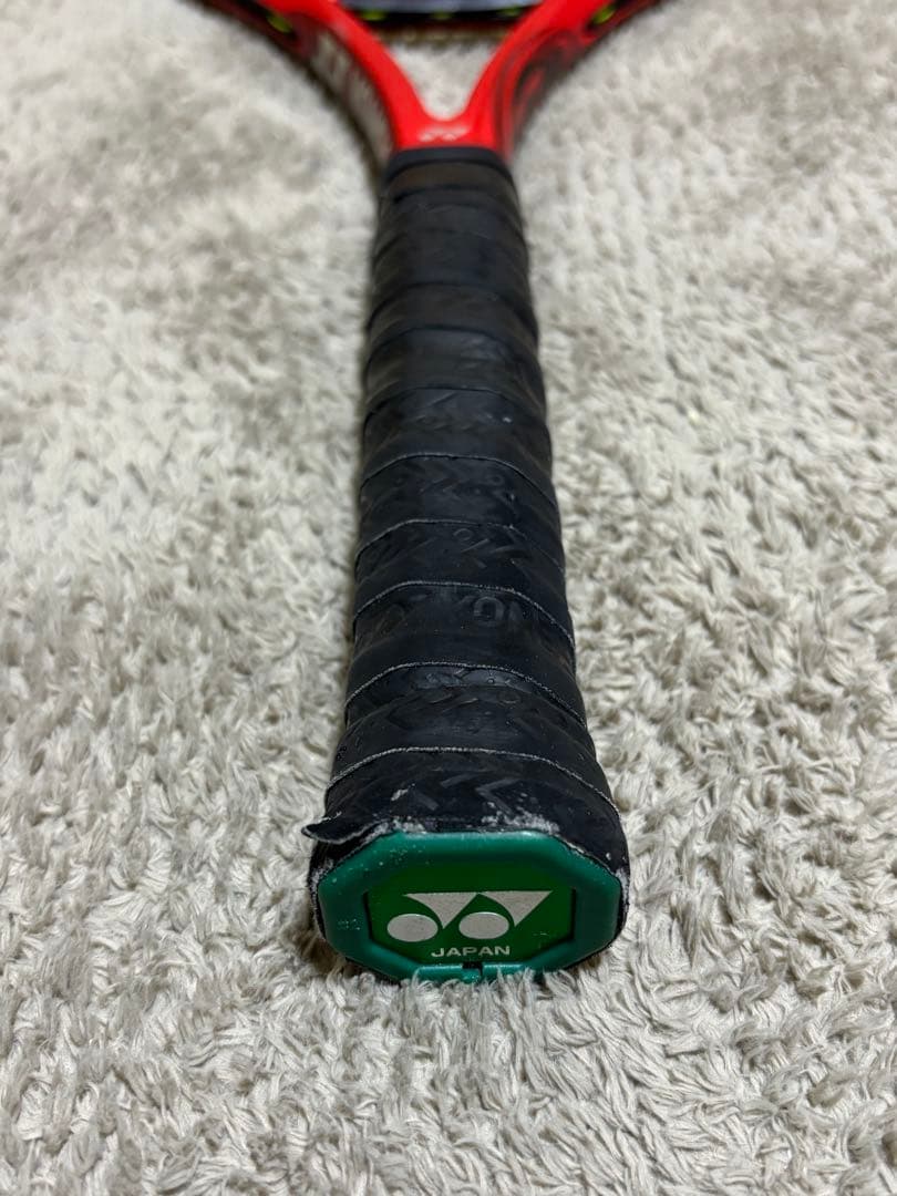 YONEX VCORE 100 テニスラケット　LG2