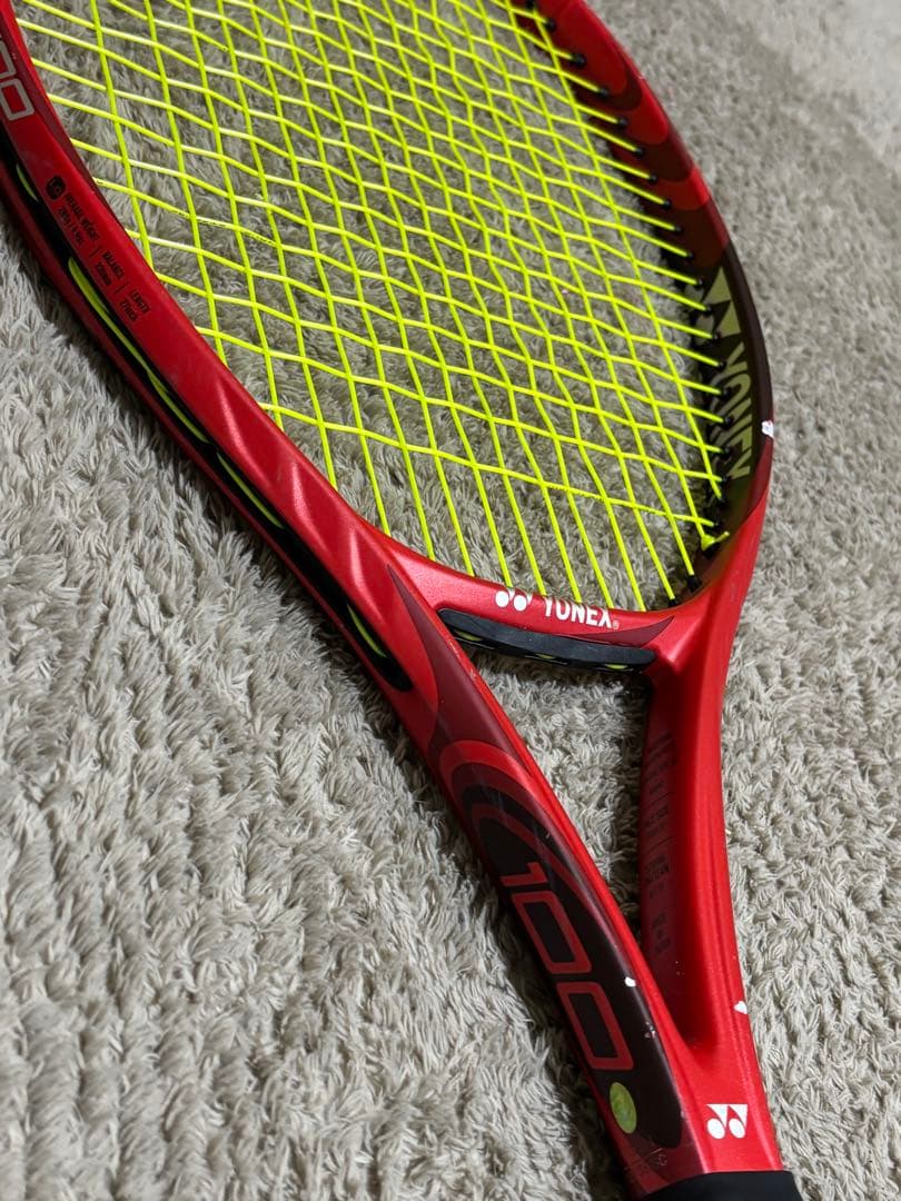 YONEX VCORE 100 テニスラケット　LG2