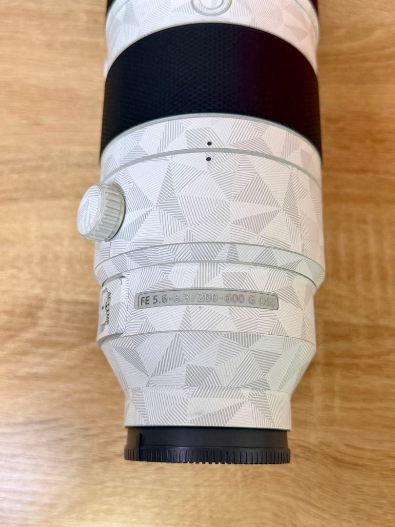 SONY FE 200-600mm F5.6-6.3G OSS 望遠ズームレンズ