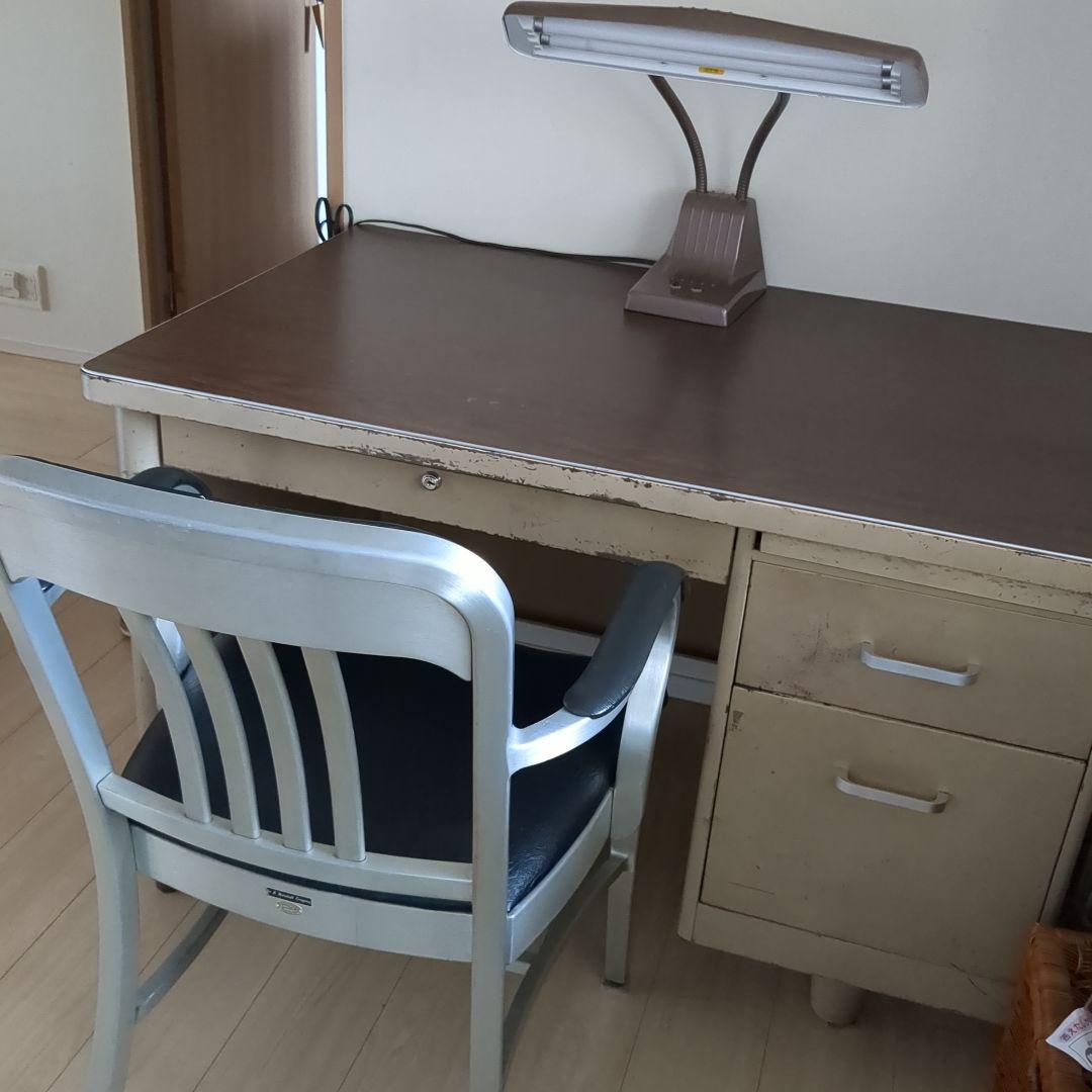 アメリカヴィンテージ　メタルデスク