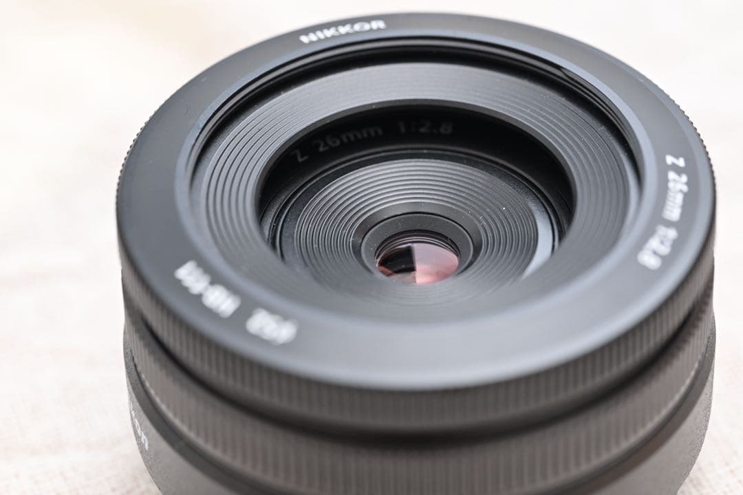 NIKKOR Z 26mm f/2.8 単焦点レンズ　Nikon