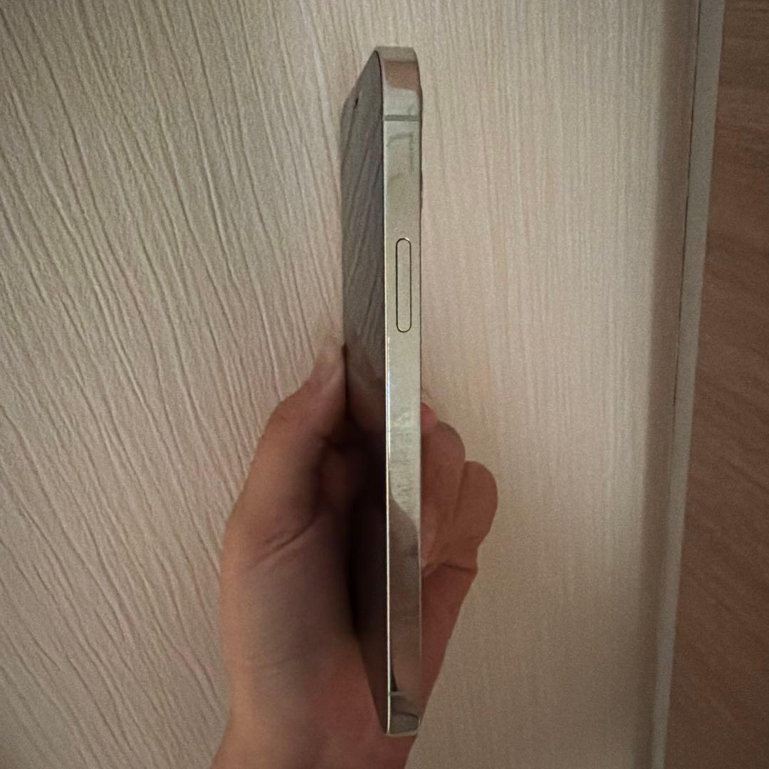 iPhone12pro シルバー　本体　128GB