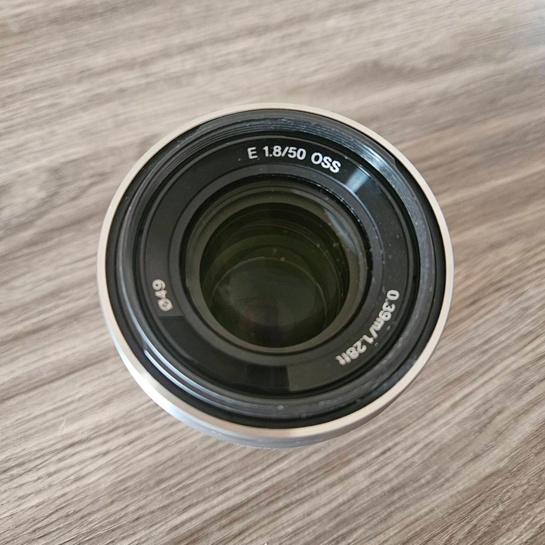 SONY E 50mm F1.8 OSS デジタル一眼レフ　ソニー　カメラ