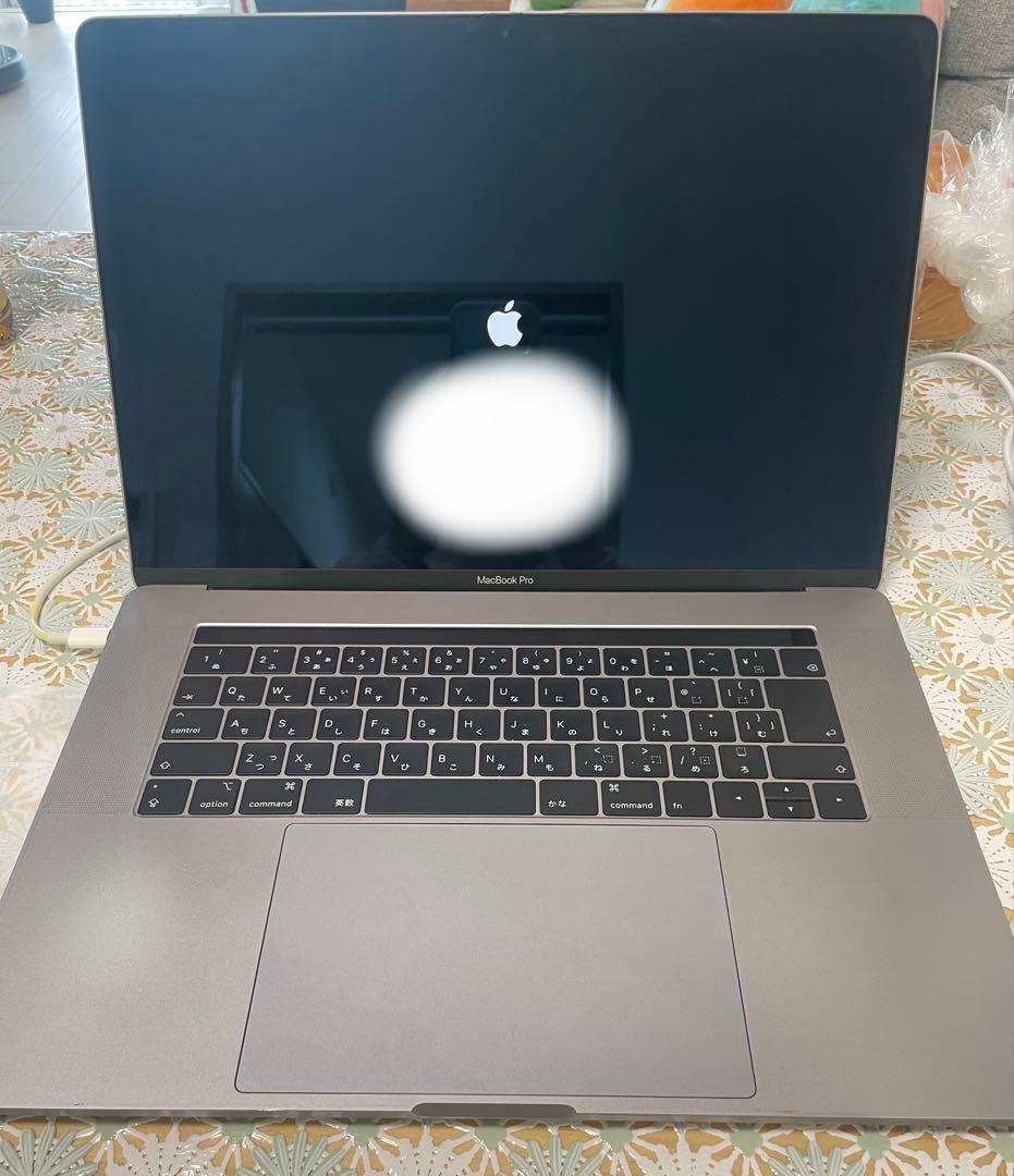 MacBook Pro（15.5インチ)2018年