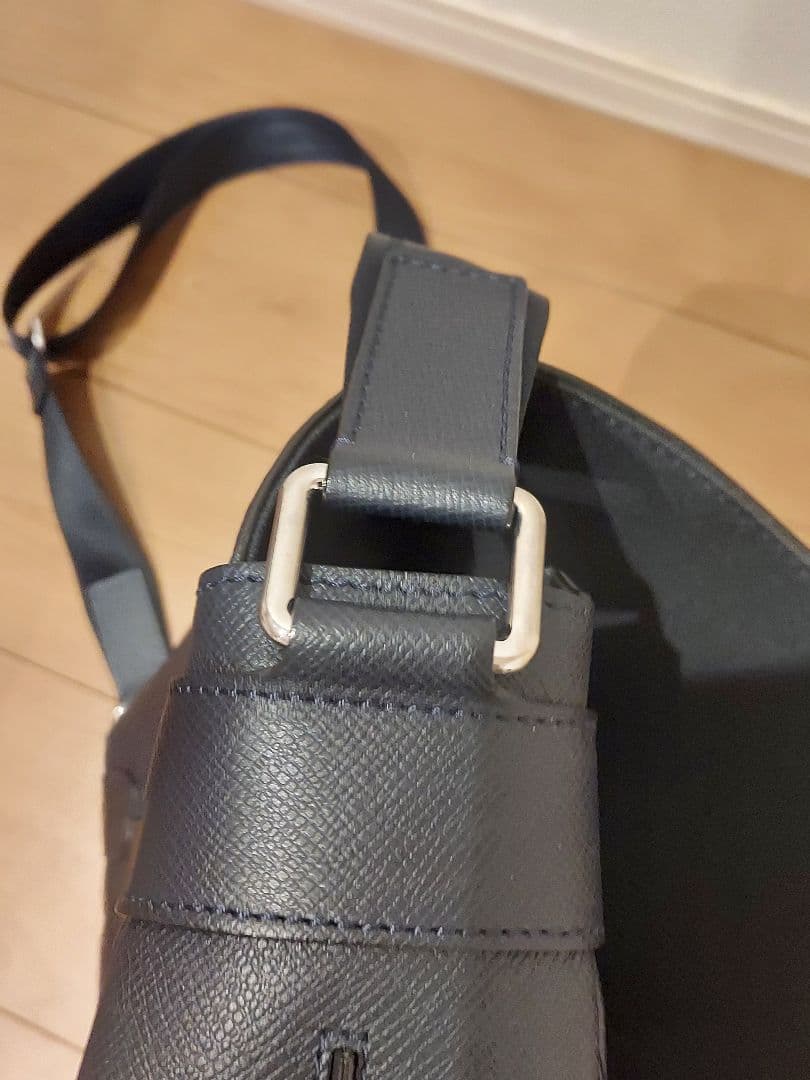 S*'様 ルイヴィトン タイガ ロマンMM ショルダーバッグ レザー