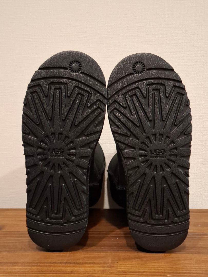 UGG ムートンブーツ 24cm 試着のみ 極美品 未使用級 箱なし ブラック