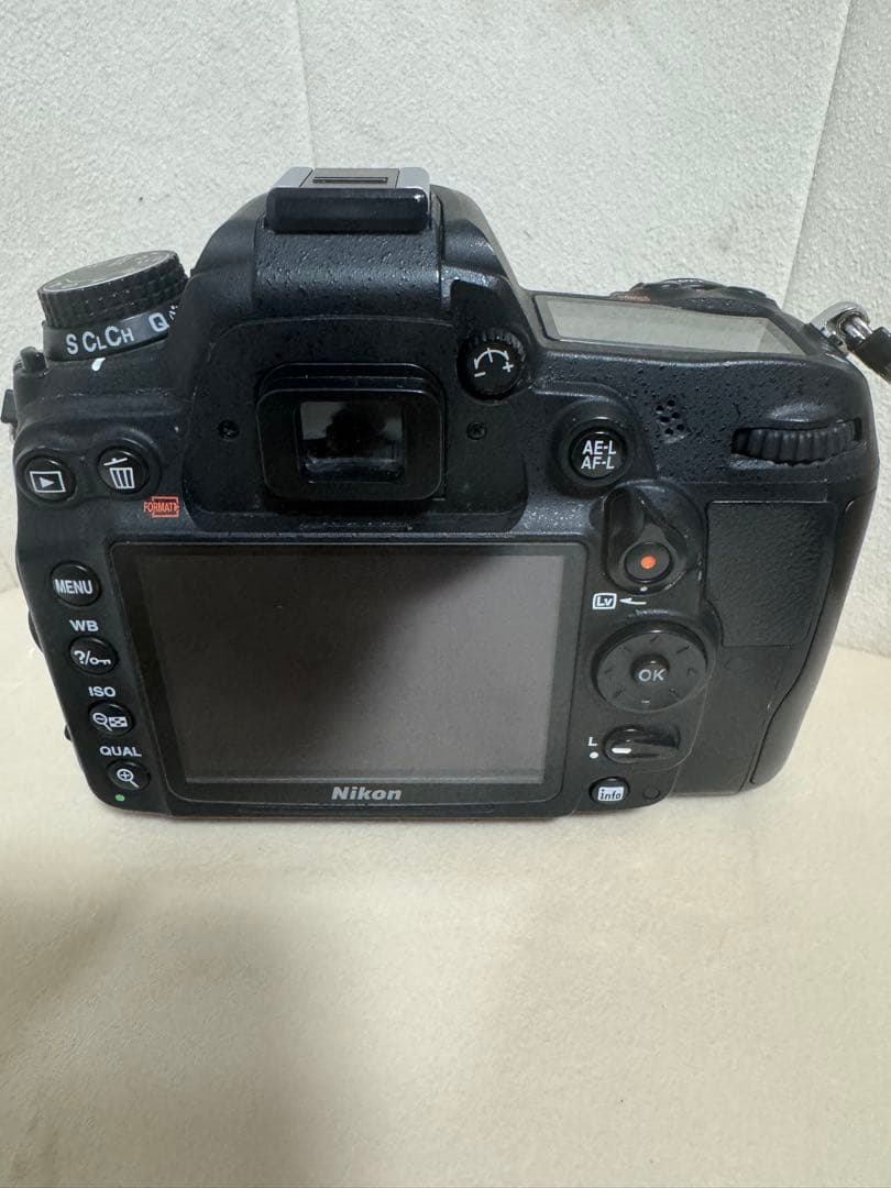 Nikon D7000 デジタル一眼レフ