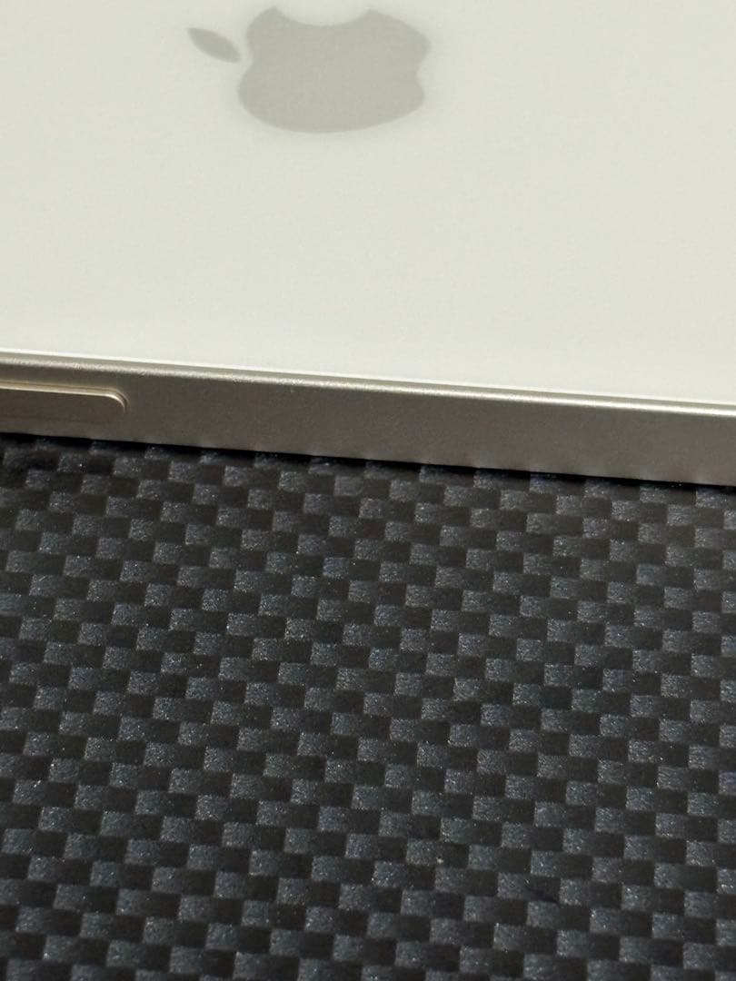 iPhone 14本体　SIMフリー