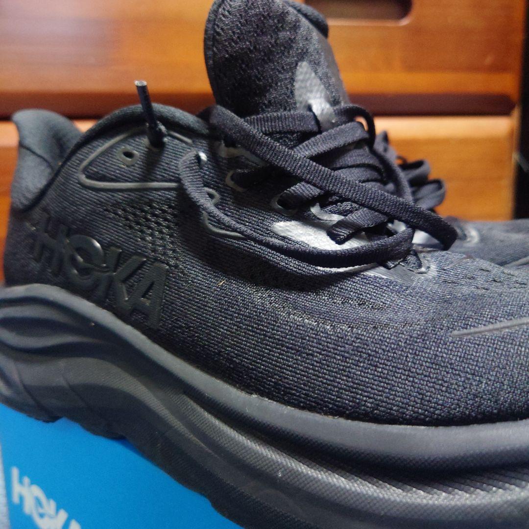 HOKA ONE ONE　クリフトン10