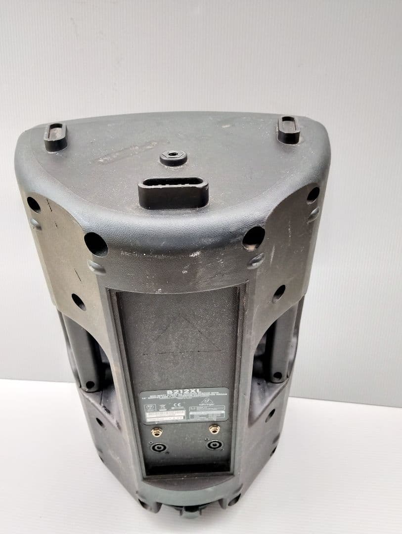 BEHRINGER EUROLIVE B212XLパッシブ スピーカー(あ15)