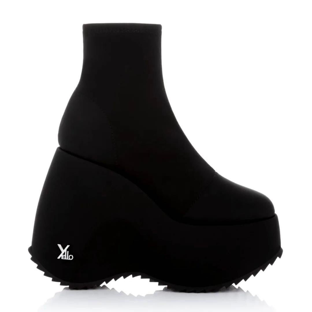 TOKYO BLACK PLATFORM SHORT BOOTS サイズS