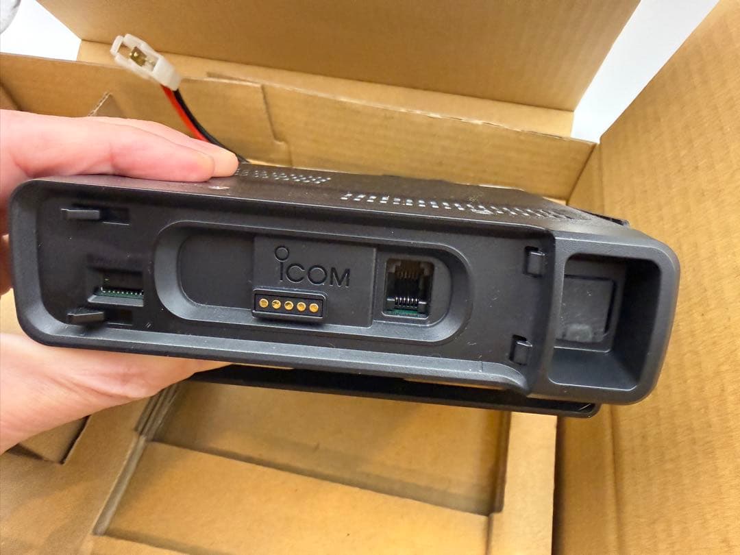 アイコムID-4100D 50w モービル無線機 D-STAR