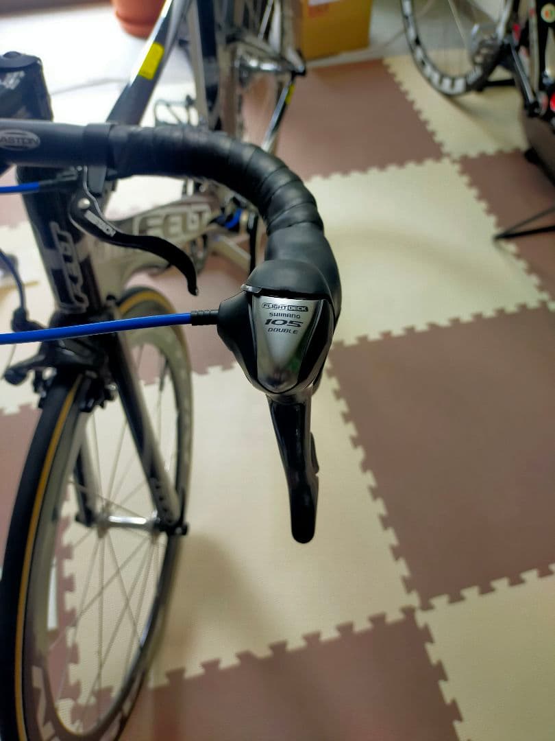 トマト　FELT B12　フレームセット　1/2