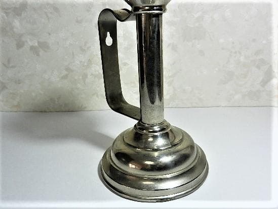 希少な「バネ押し上げ式蝋燭（ろうそく）ランプ」