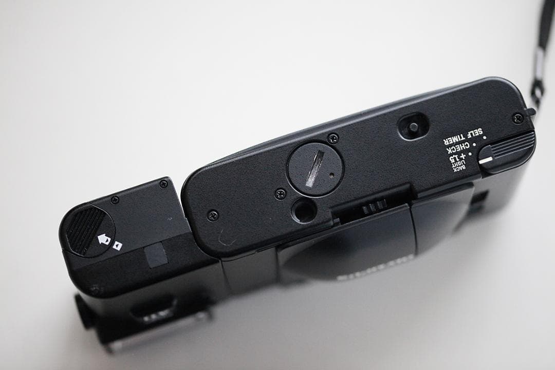 Olympus XA フィルムカメラ Q623