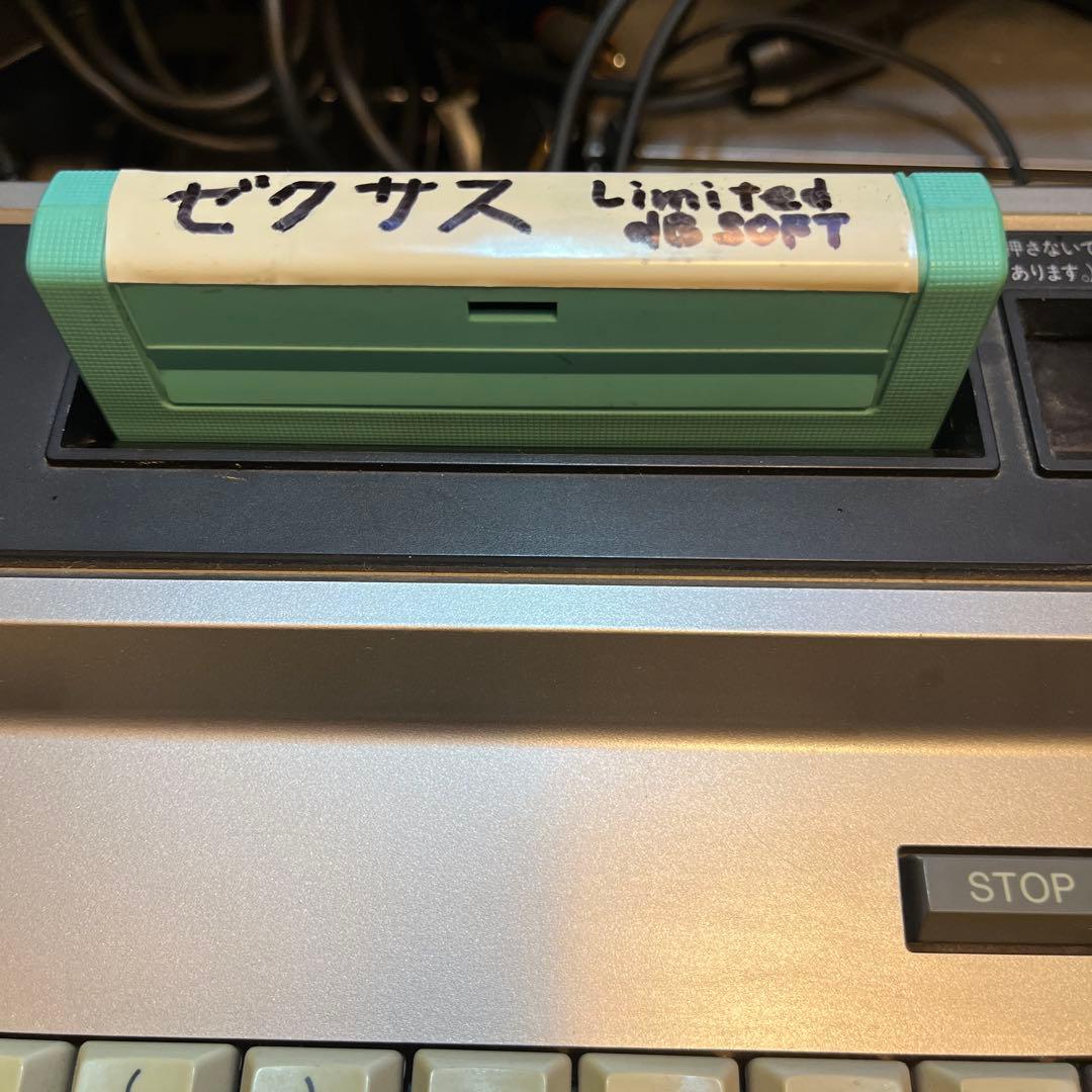 MSX本体中古 箱説なし オマケゲーム2本付き 動作確認済 CF-2000