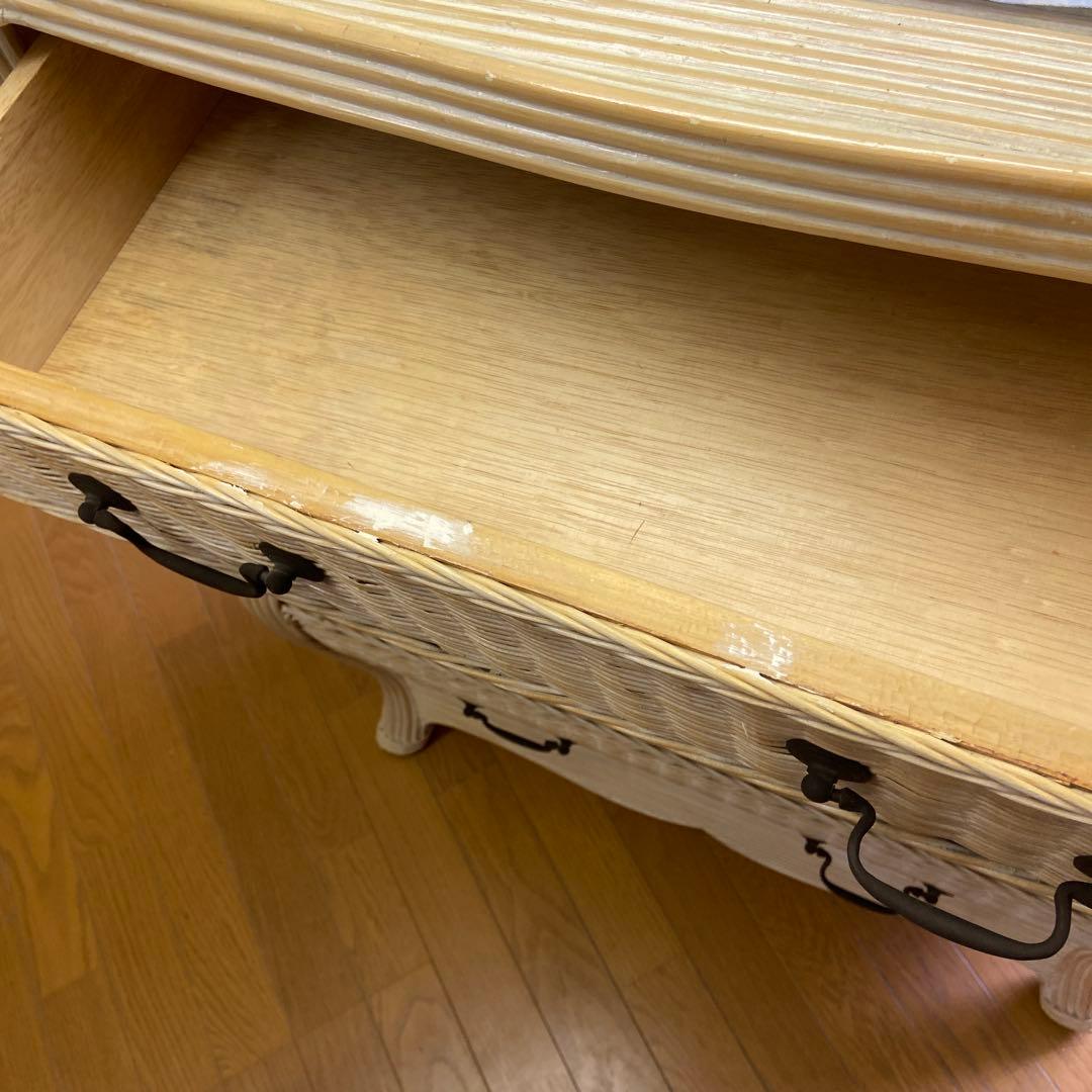 籐のチェスト
