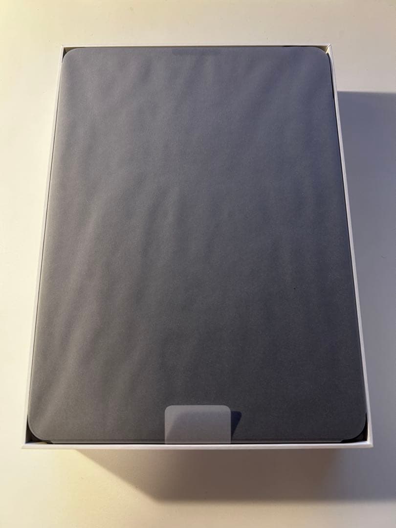 【未使用に近い】 iPad Air（第5世代） A2588