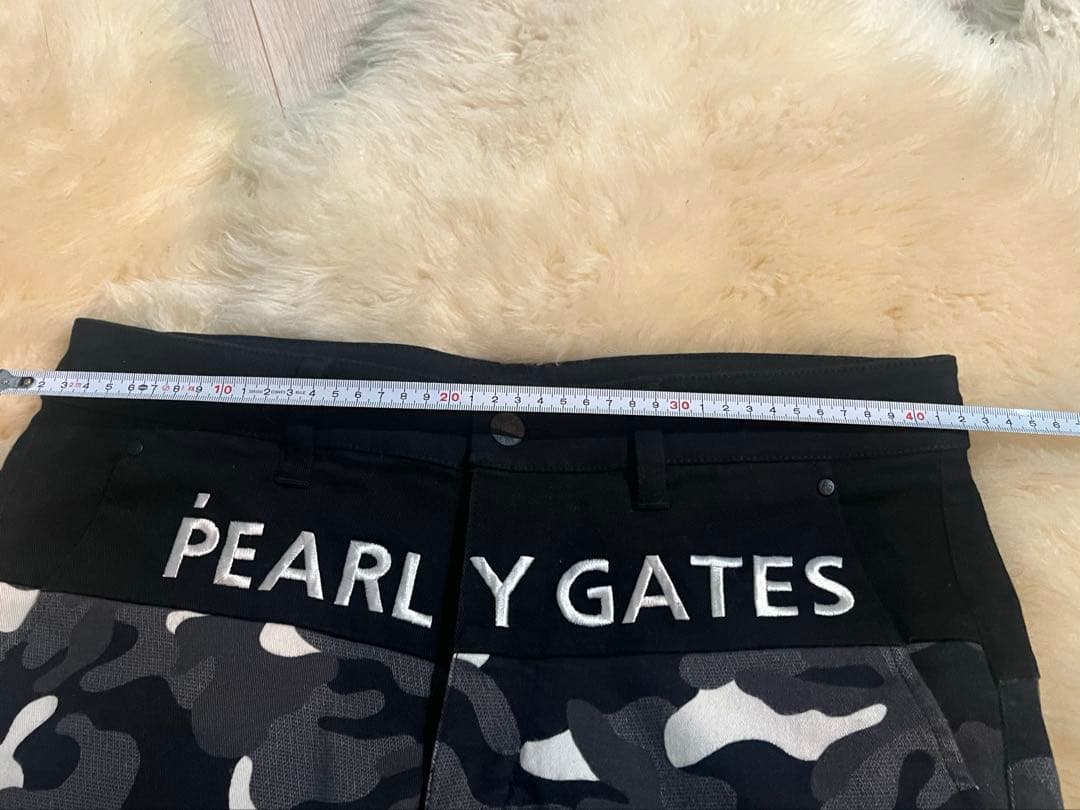 PEARLY GATES グレー系迷彩柄パンツ サイズ4