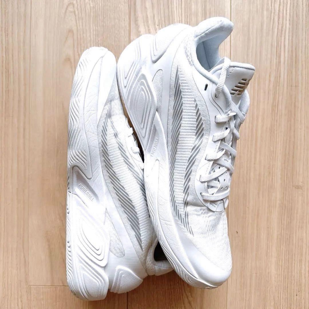 【ほぼ未使用】New Balance TWO WXY v5【28.5cm】