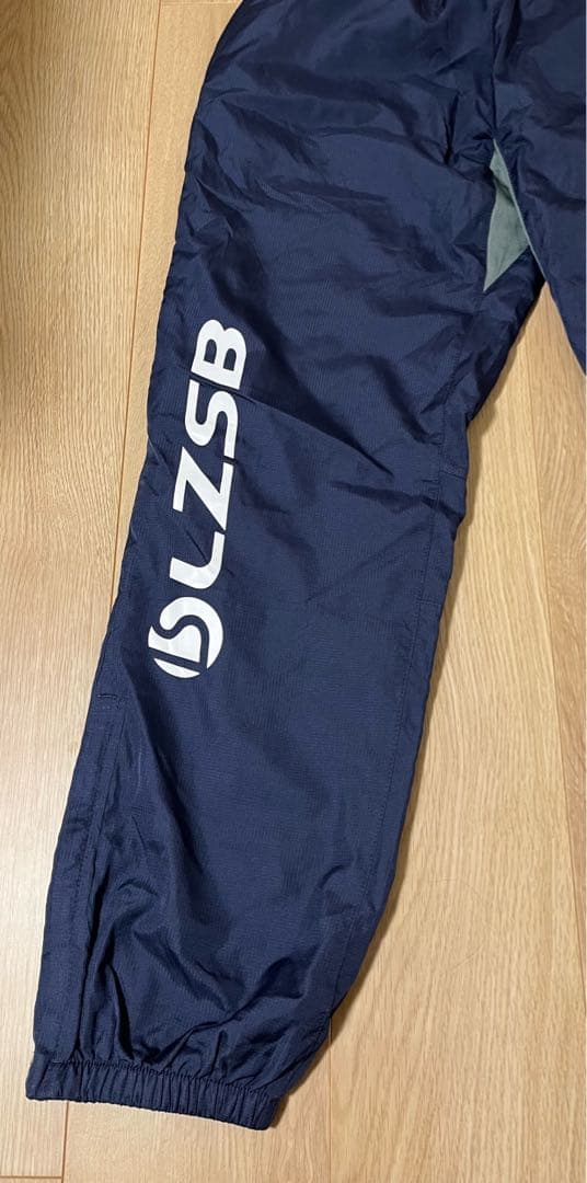 LUZe SOMBRAピステ上下（L）