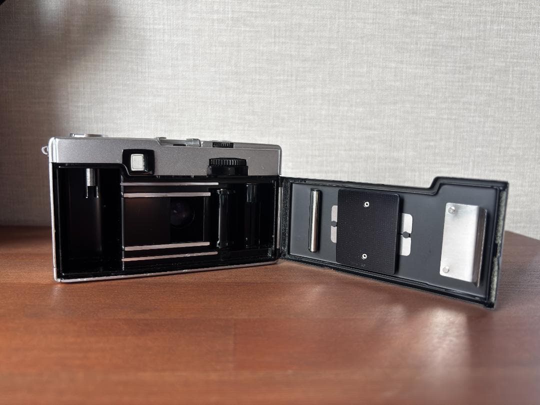 OLYMPUS PEN レンジファインダーカメラ