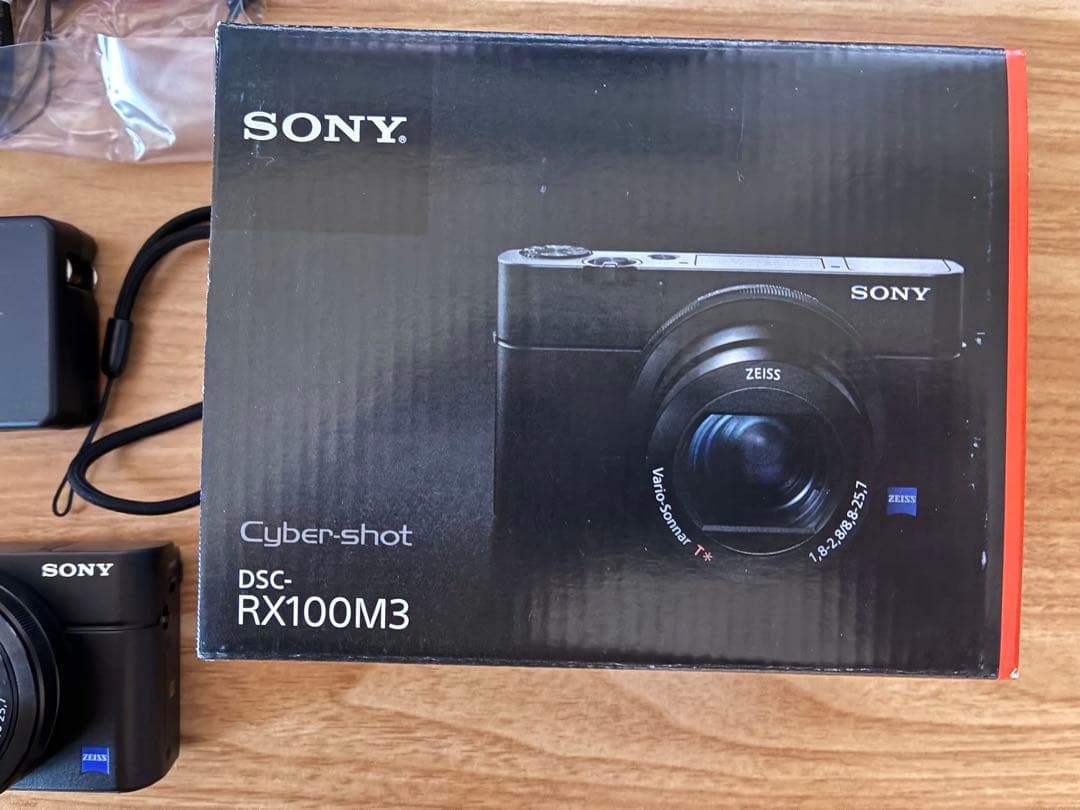 SONY Cyber-shot DSC-RX100M3 予備バッテリー付き