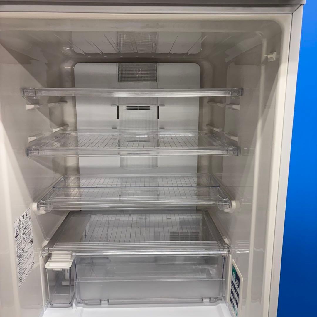 667 SHARP どっちもドア　大型冷蔵庫　300L強　自動製氷　ガラスパネル