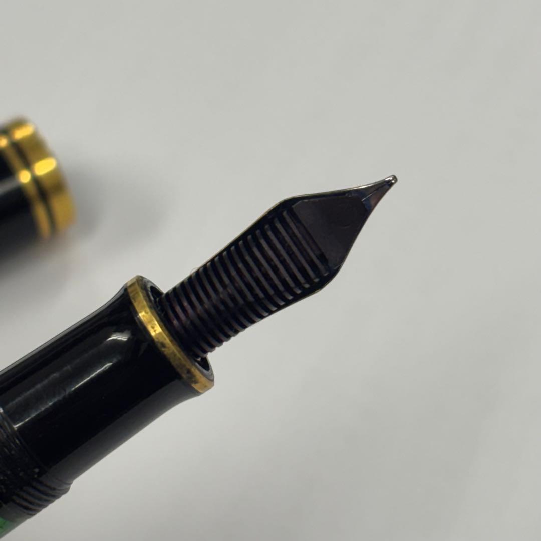 ペリカン　PELIKAN 万年筆　18C-750 M K18 18金　ゴールド