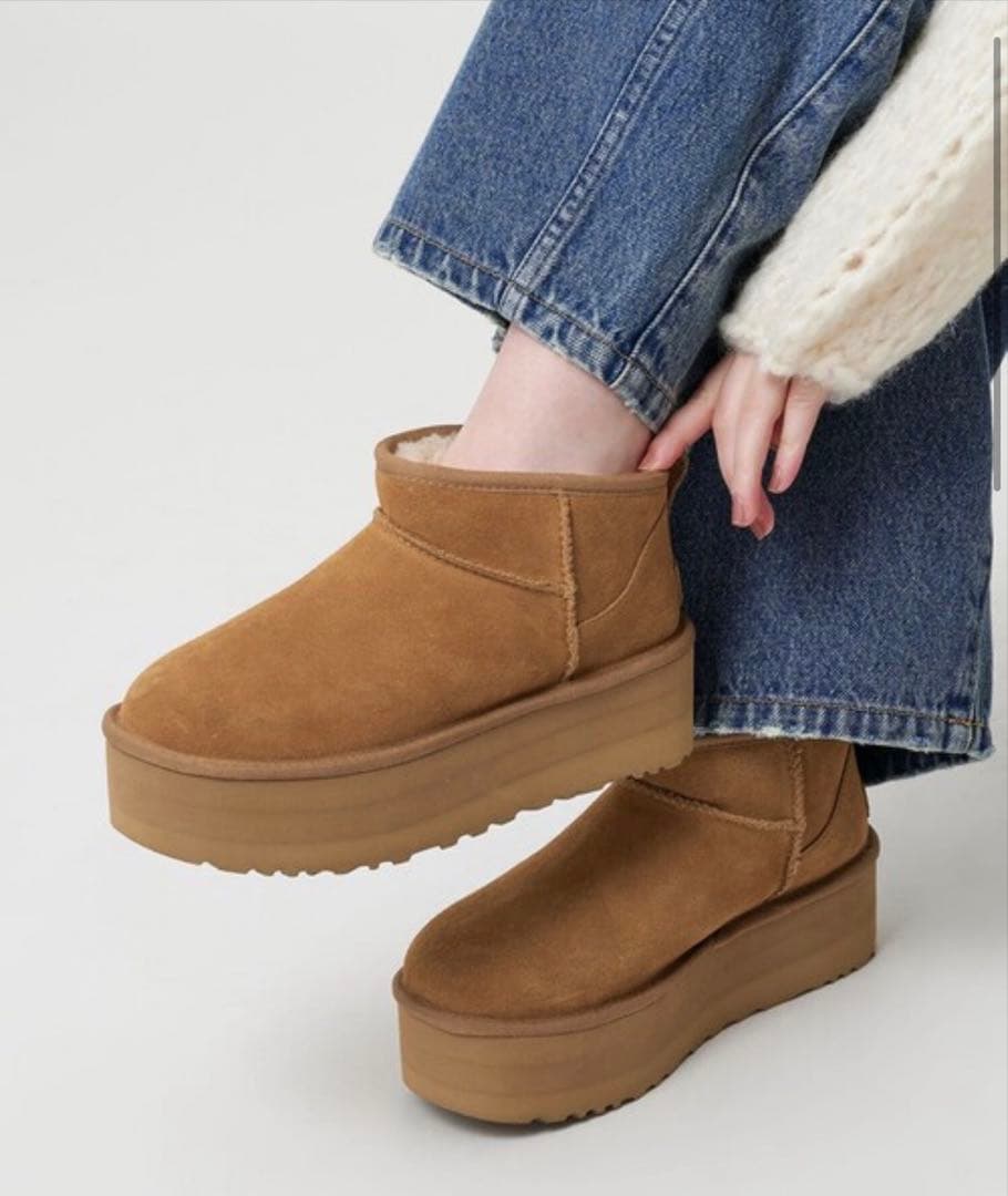 UGG クラシック ウルトラミニプラットフォーム ブーツ　ブラウン　22cm